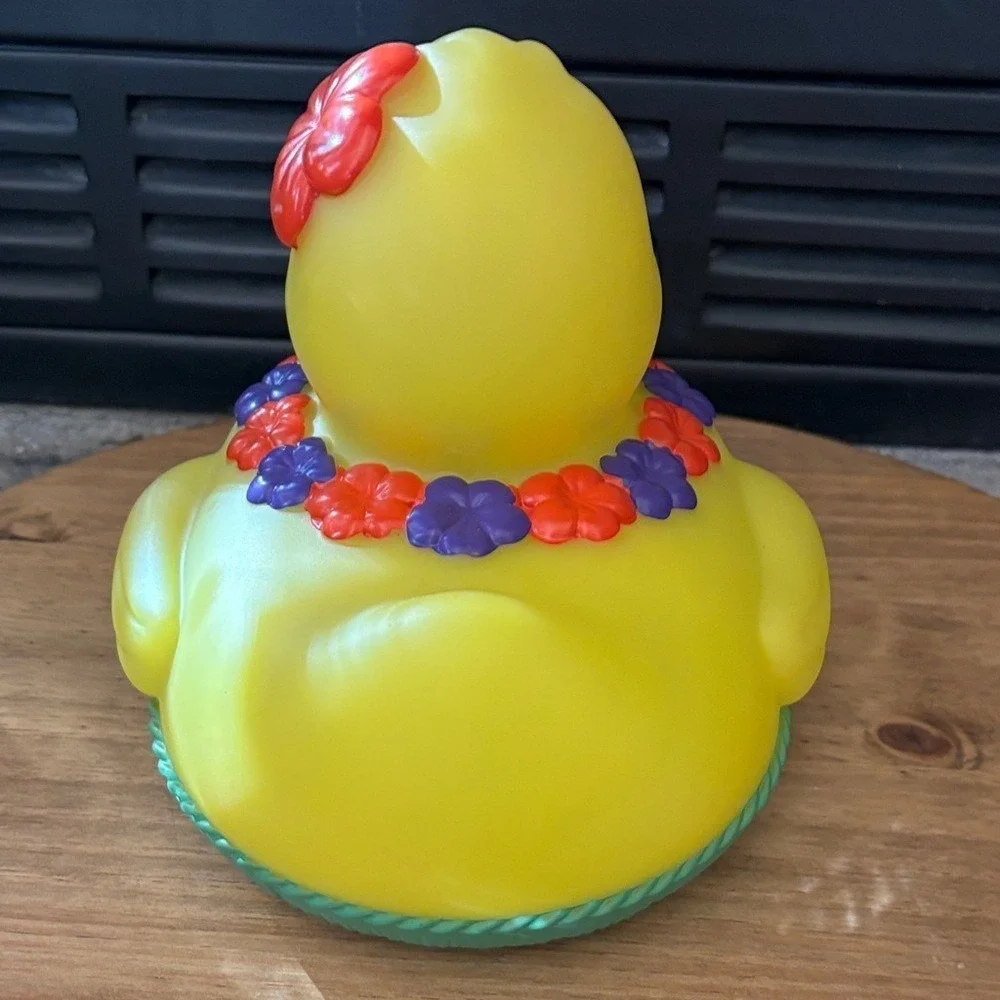 Ashland Jumbo Light Up Floating Hard Rubber Pool Duck w/ Lei (Hard to Find) NEW